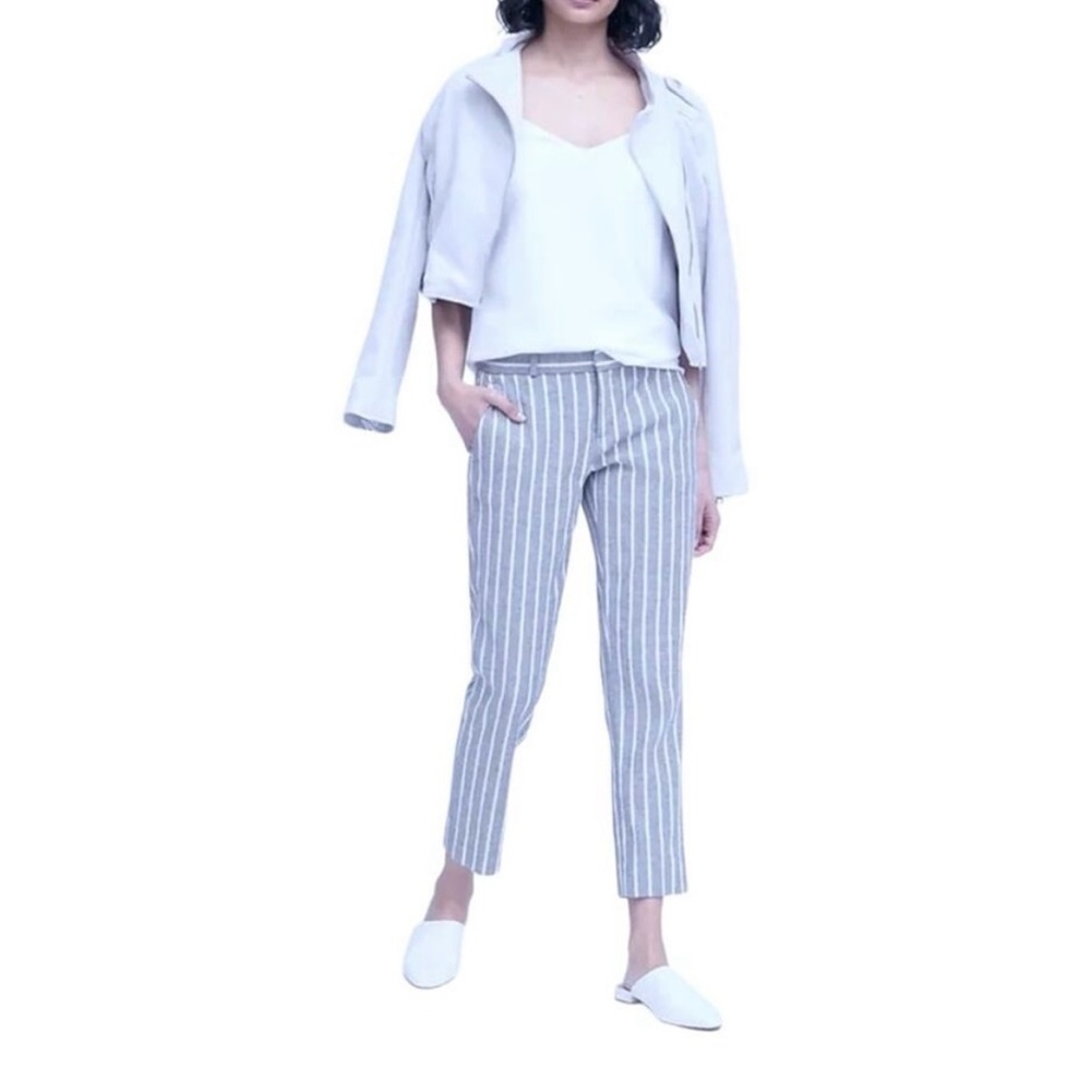 Banana Republic Avery Straight Fit Striped
Washable Linen Pant